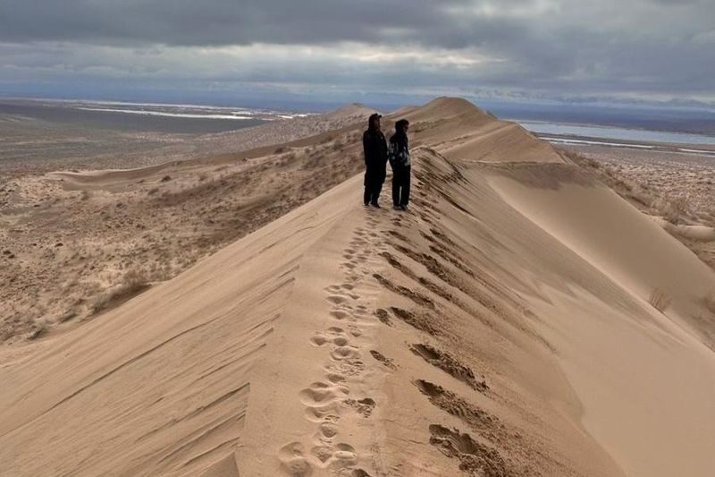 Aktau mountains & Singing dune Multi-day Small Group & Guided Tour - Singing dune: know what the tour includes