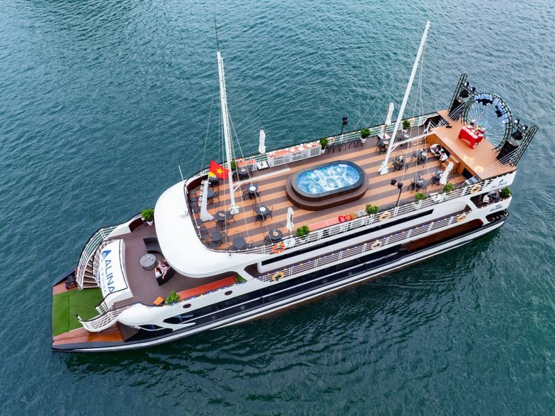 Alina Day Cruise: Ha Long Bay Tour with Sung Sot & Ti Top - Boarding at Ha Long International Cruise Port