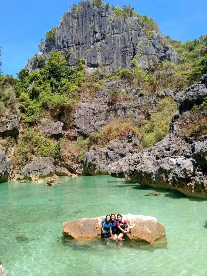 All-In Gigantes Islands Iloilo Private Guided Tour with Lunch - Bancal Port and the early start