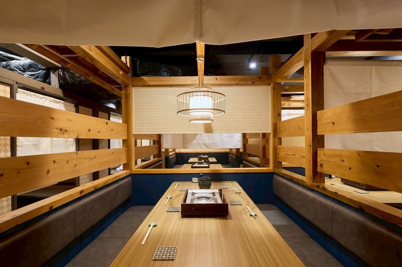 All-You-Can-Eat Crab, Wagyu & Sushi in Shinsaibashi- Kaniya Maruhana - What to Expect Once You Sit Down