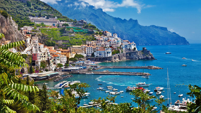 Amalfi and Positano Guided Day Tour from Rome - A boat ride in summer, viewpoints in winter
