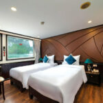 Amanda 2D1N Cruise: Ha Long Bay, Sung Sot, Ti Top - Ti Top Island: a climb, a swim or a pause