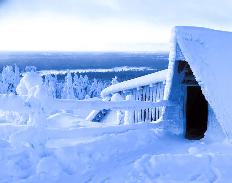 Amethyst Mine Visit - Winter brings a snowbound approach