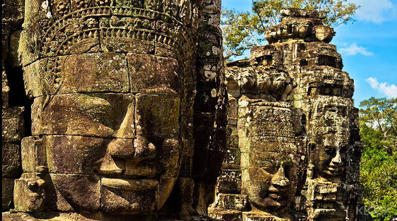 Angkor Temples Tour - Bayon and the walled city of Angkor Thom