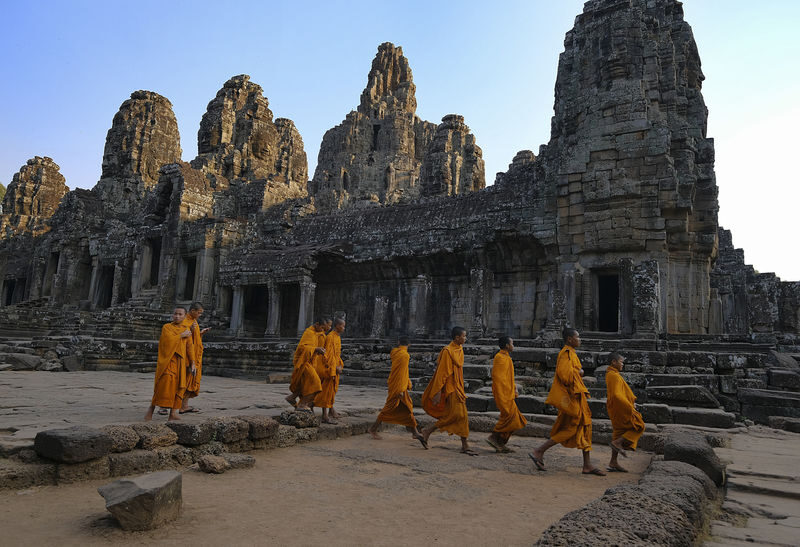 Angkot Wat Full-Day Sunrise or Sunset Tour & Guide from Siem Reap - Bayon’s faces and Angkor Thom’s scale