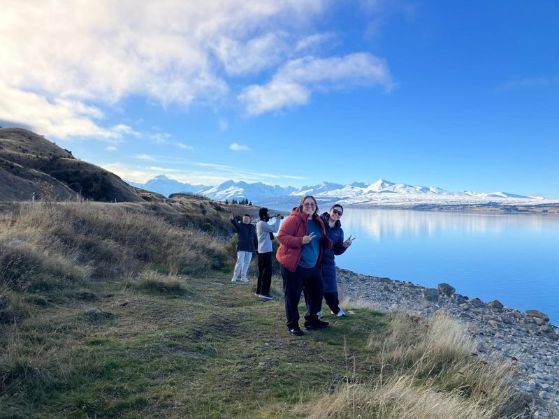 Aoraki/Mount Cook & Lake Tekapo Full-Day Small Group Tour - Lake Pukaki and the road to Aoraki