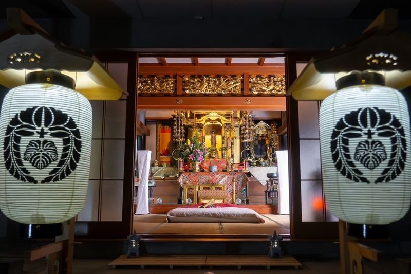 Aroma Massage with Bamboo stick at the Temple 120min - A welcome, a yukata, and a slower pace