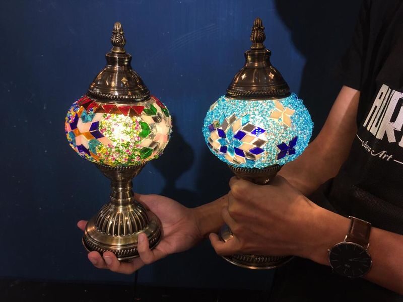 Aura Art Mosaic Lamp Workshop | Causeway Bay - Choosing a design and finding your rhythm