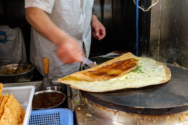 Authentic Local Food Tour in Central Shanghai - Dumplings, noodles and the taste of Shanghai