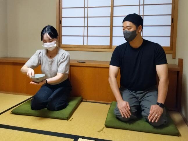 Authentic Tea Ceremony Honmachi Classroom - What happens during the one-hour class