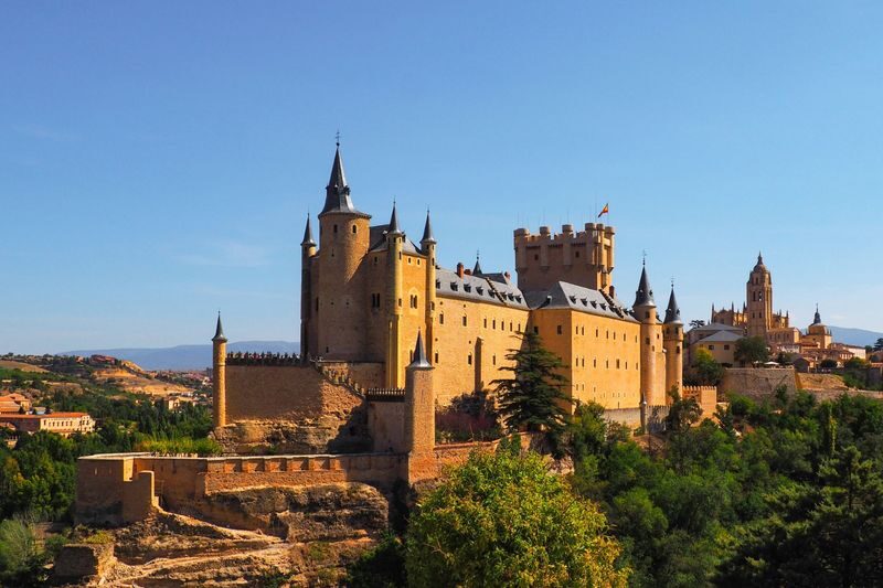 Avila Walls and Segovia Guided Tour - Segovia’s aqueduct rewards a pause