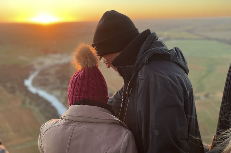 Avon Valley Hot Air Balloon Flight in Perth includes breakfast - A slow climb and a remarkably calm ride