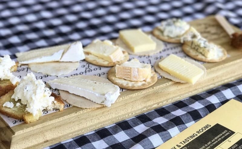 Award-Winning Hunter Valley Wine & Cheese Tour from Sydney - What small-group winery visits add