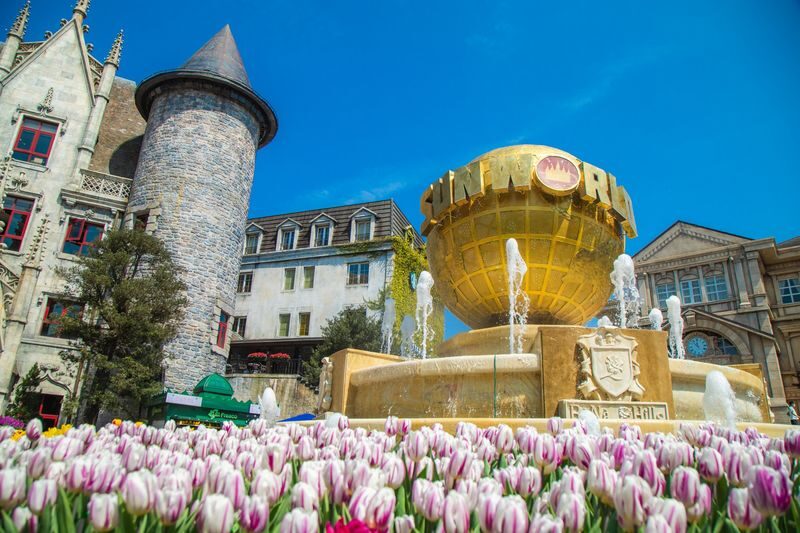 Ba Na Hills, Golden Bridge & Marble Mountain Private Day Tour - The Golden Bridge is a photo stop with a crowd factor