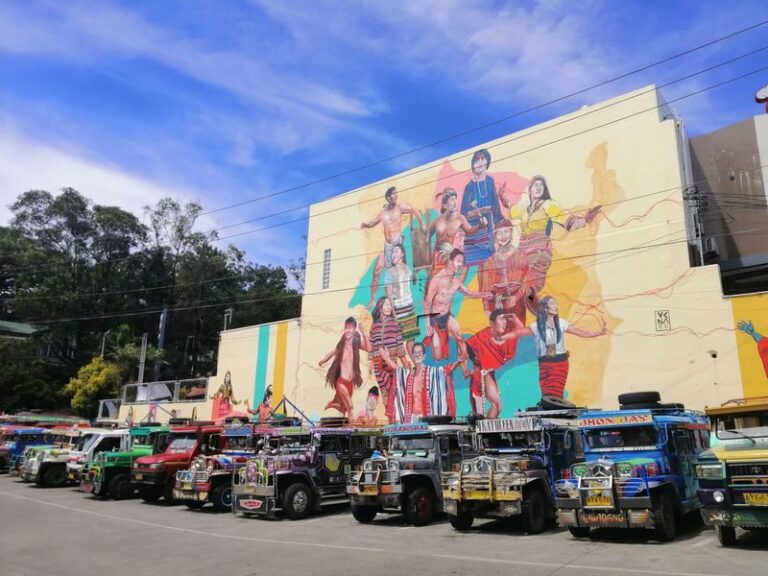 Baguio Instagram Walking Tour - From Kapetirya to five photo stops