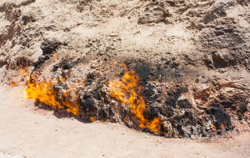 Baku Gobustan & Absheron Full-Day Historical Volcano Tour - Yanardag and the fire that holds your attention