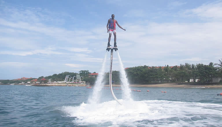 Bali Watersport Packages in Tanjung Benoa - What the 15-Minute Banana Boat Visit Looks Like