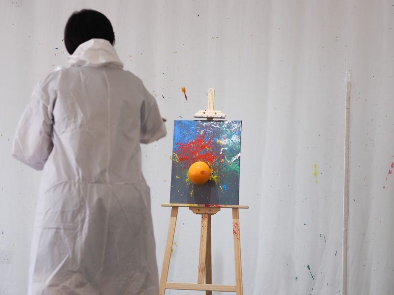 Balloon Splatter Art @ Play at Loft - Johor Bahru - Choosing colors and understanding the canvas package