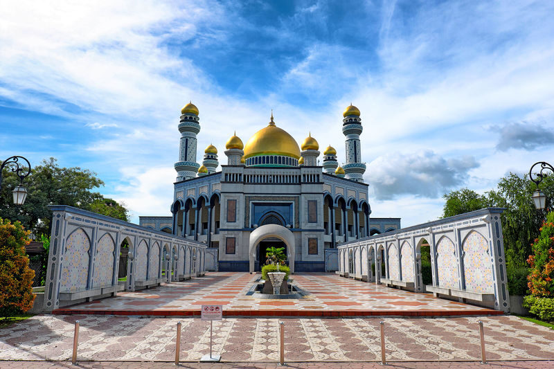 Bandar Seri Begawan Half-Day Guided Cultural Experience - The guide is the main reason to consider it