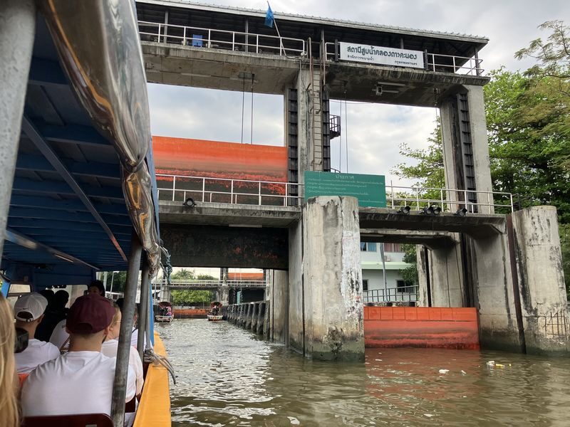 Bangkok 2-Hour Canal Tour by Teak Boat from Bangkok - Leaving from Talat Noi