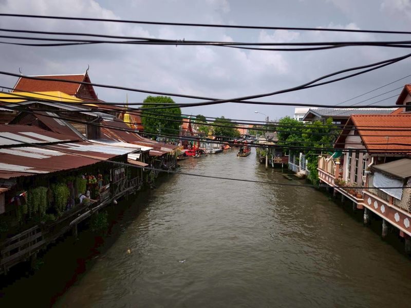 Bangkok Half-Day Bike Tour with Big Buddha - What the Big Buddha focus means for your day