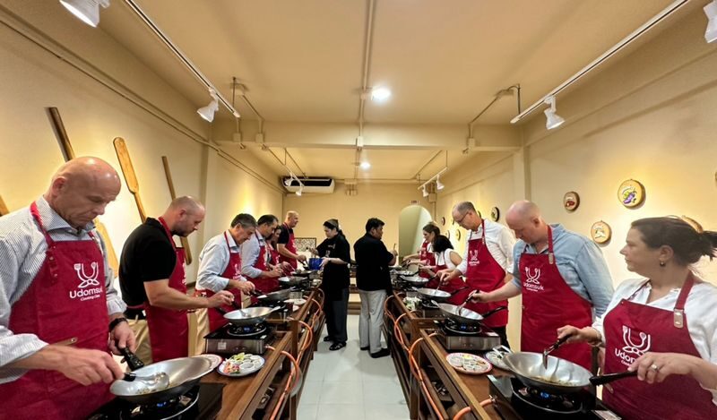 Bangkok Udomsuk Thai Cooking Class with Local Market Tour - Five Thai Menus, Prepared by You