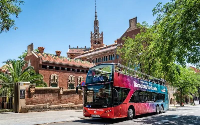 Barcelona: Hop-On Hop-Off Bus - Blue route: Gaudí, Park Güell, and the northern districts