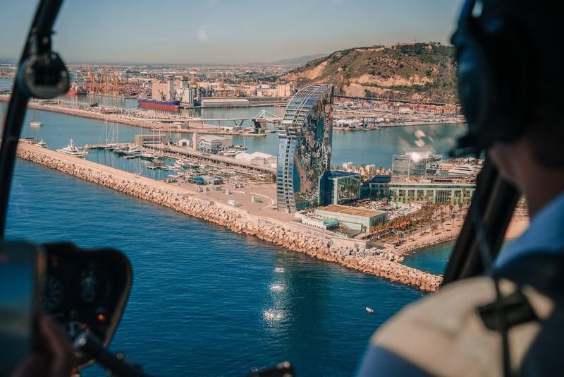 Barcelona: Private Old Town Walking, Helicopter and Boat Ride - Plaça de Catalunya and the Gothic Quarter
