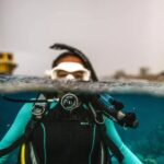 Barcelonas Dive Discovery: Initiate Scuba Diving with PADI Center - Learning the basics before heading out