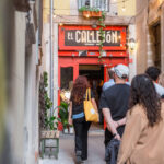 Barcelona Tapas & Drinks Walking Tour in El Born - El Born’s Medieval Lanes and Santa Maria del Mar
