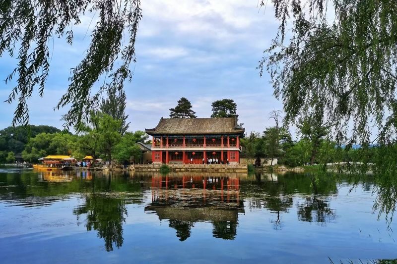 Beijing Chengde Private Car Charter 1-Day Tour - The Mountain Resort: the main event
