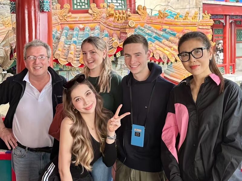 Beijing Custom Full-Day Tour: Private Guide and Optional Vehicle - What an eight-hour day can add