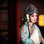 Beijing: Liyuan Theatre Peking Opera - Before the curtain: tea, tables and makeup