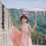Beijing Mutianyu Great Wall Hanfu Rental & Travel Photography - Makeup and pose guidance can make the session easier