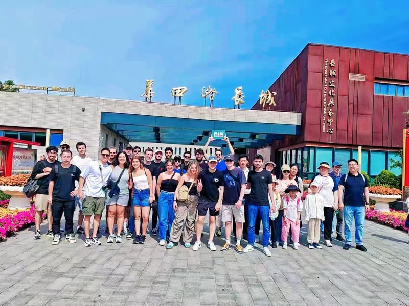 Beijing Mutianyu Great Wall & Temple of Heaven Day Tour - The transfer between city and wall