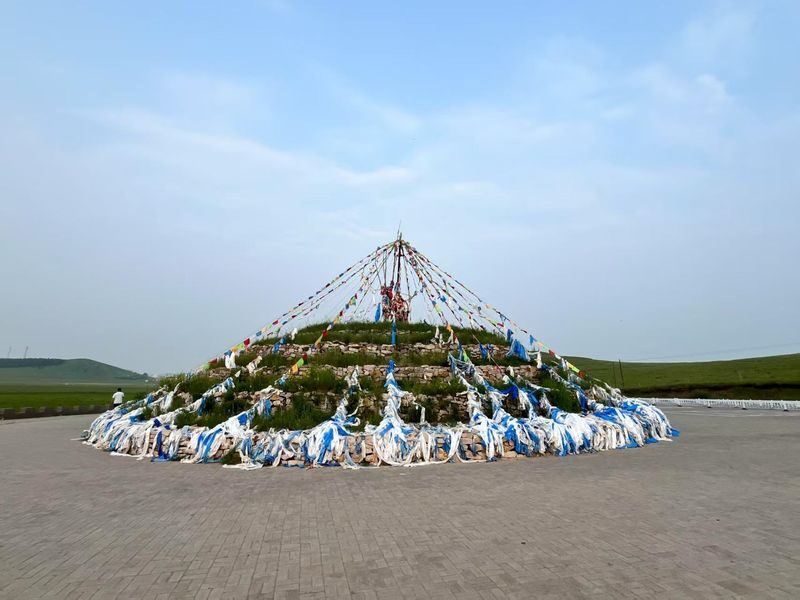 Beijing Ulan Butong Grassland 3-Day Cultural Tour - Ulan Butong’s grassland and Gandan Camel City