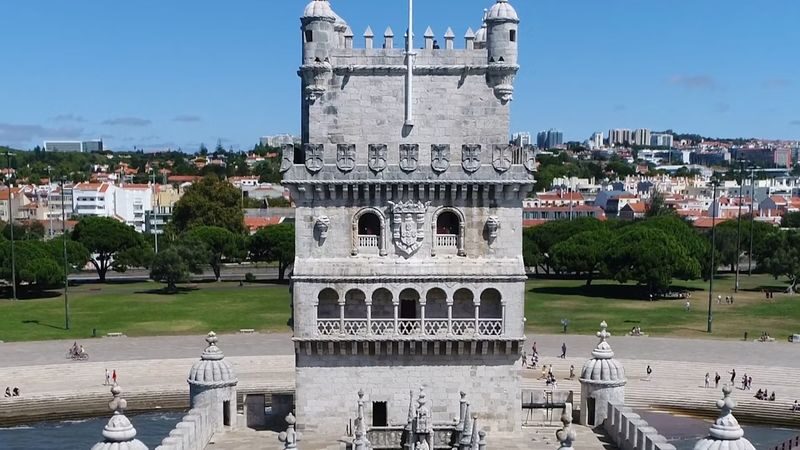 Belem Tower ticket in Lisbon - Move through the rooms and defensive levels