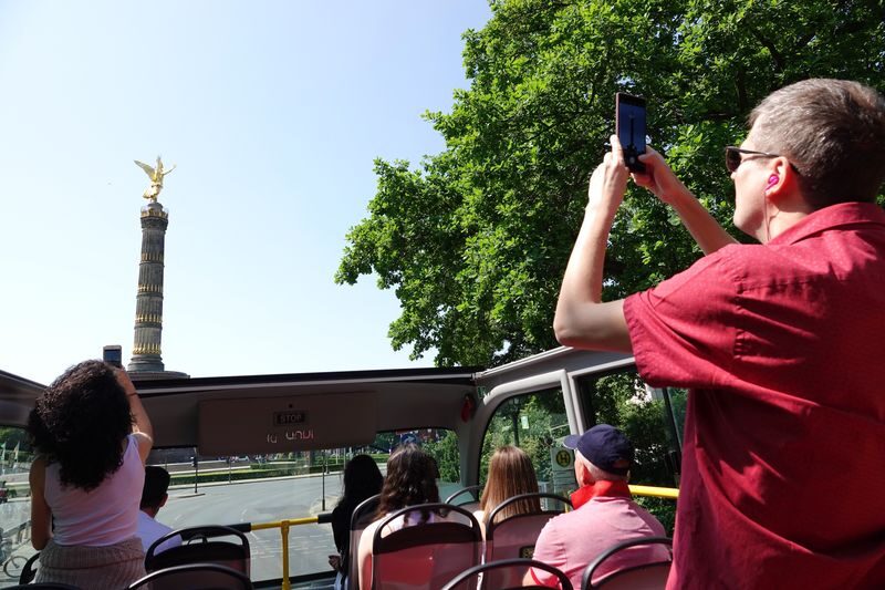 Berlin Hop-On Hop-Off Sightseeing Bus Tour - From Kurfürstendamm to the city sights