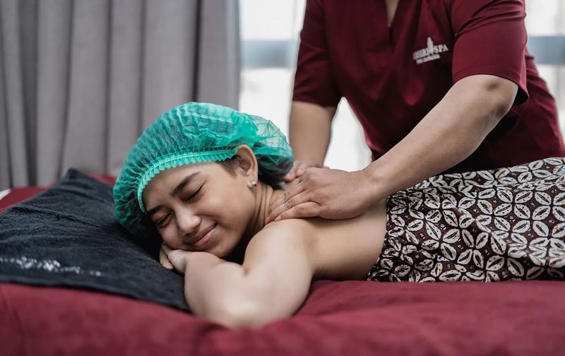Berseri Spa (Home Service) in Jakarta - Choosing between massage, reflexology, and scrubs