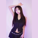 Best Kpop Dance Class in Myeongdong, Seoul (Photos & Video) - Meeting the instructor and warming up