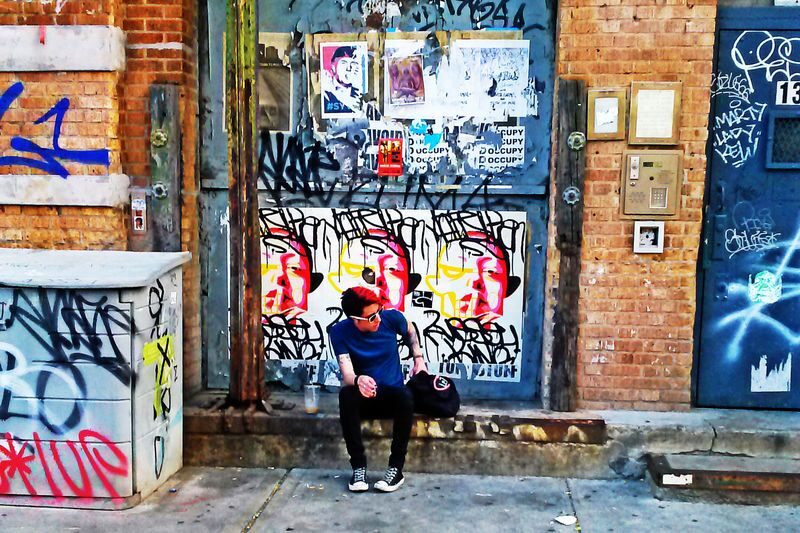 Best of Brooklyn Walking Tour in Williamsburg - Street art with a neighborhood story