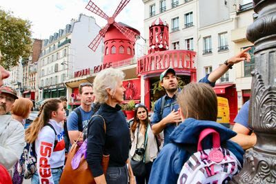 Best of Paris Guided Tour with 15 Attractions - What the three-hour route feels like