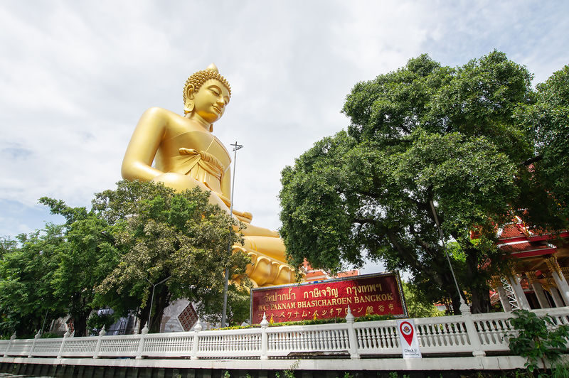 Big Buddha (Wat Paknam) and Canal Longtail Boat Sightseeing Tour - Wat Paknam’s Big Buddha and emerald dome