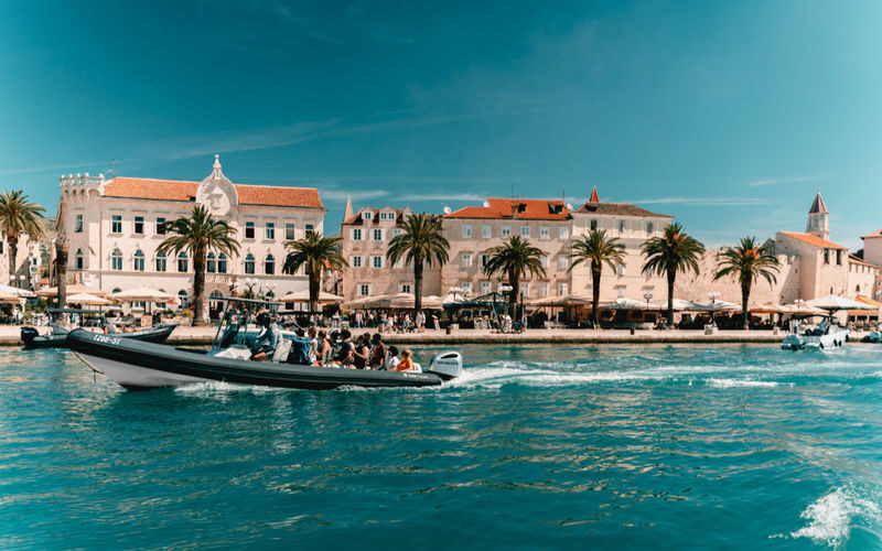 Blue Lagoon & Three Islands Boat Trip from Split - A crew that can make the day feel easy