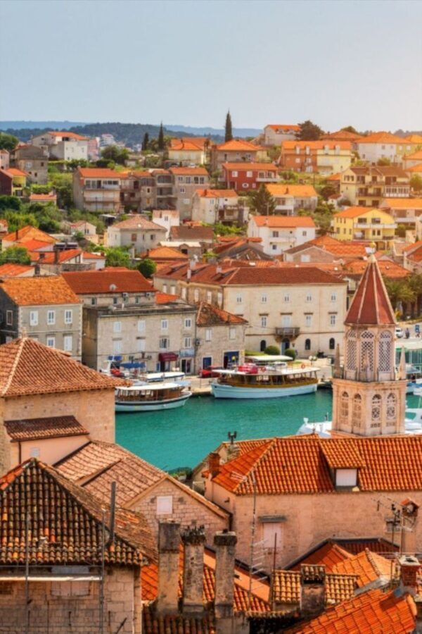 Blue Lagoon & Trogir half day tour - The speedboat ride from Split