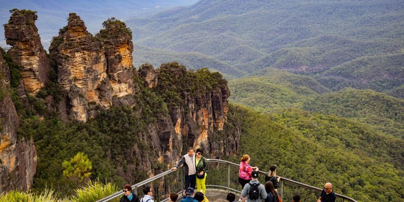 Blue Mountains Scenic World rides & Wildlife Tour from Sydney - Echo Point puts the Three Sisters in view