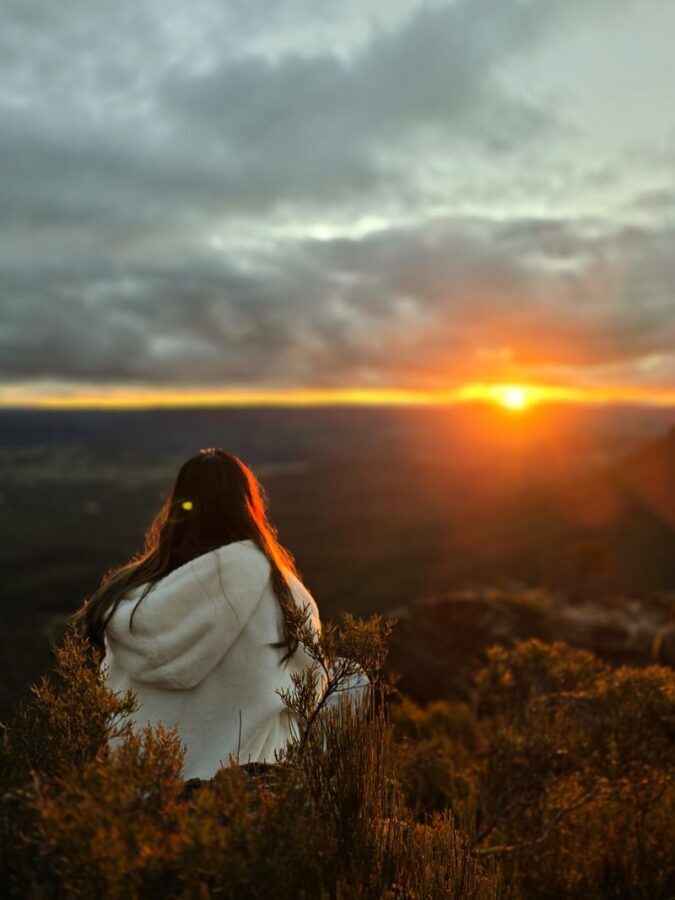 Blue Mountains Sunset and Stargazing Tour with Korean Guides - Scenic stops chosen for the day
