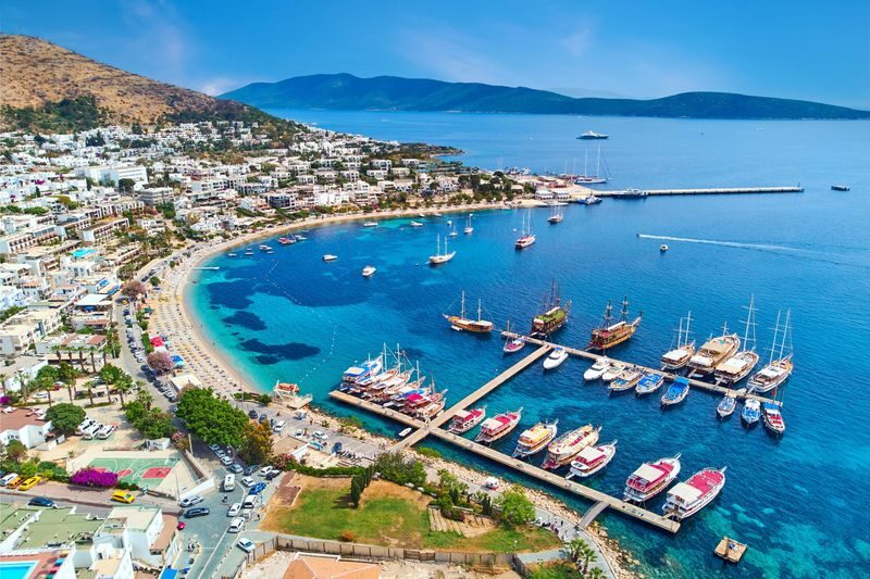 Bodrum: Orak Island, German Bay & Red Bay Boat Tour w/ Lunch - Red Bay: a quick first swim