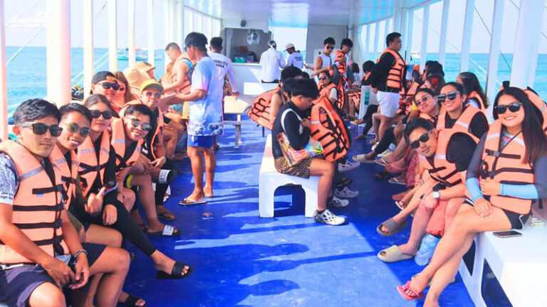 Boracay Island Hopping by Southwest Tours - Snorkeling with a mask and an extra fee