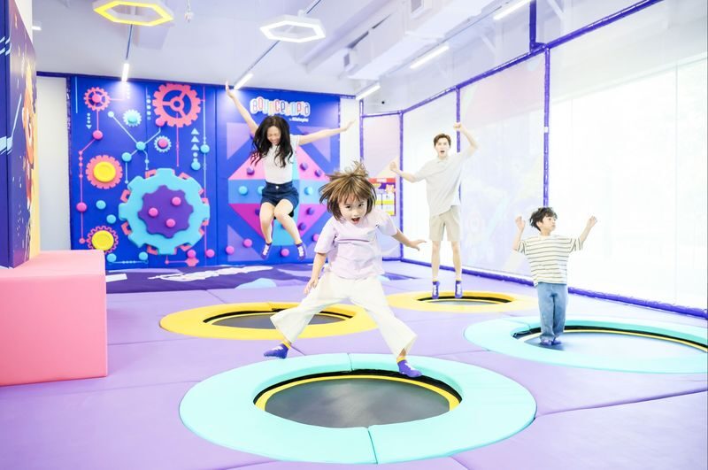 Bouncetopia by Kiztopia in Olympian City - A typical visit, from wristband to last jump